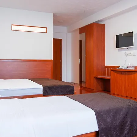 Saraj Otel